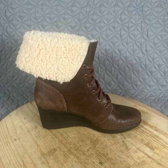 UGG Boots Women’s 7 1003360 Pure Brown Wool Lined Round Toe Wedge Ankle Booties - Picture 5 of 8
